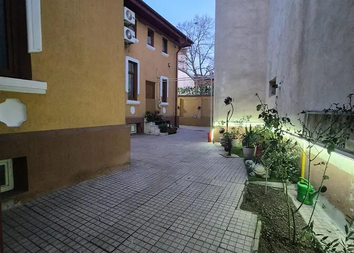 Boutique Old 2 * Bukareszt