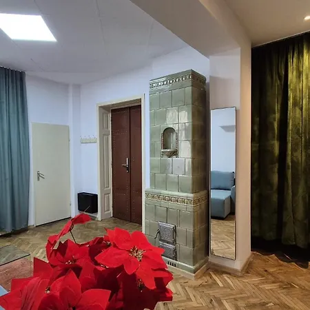 Boutique Old 2 * Boekarest