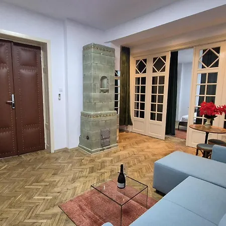 Apartment Boutique Old 2